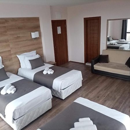 Hotel Vanilla, Varna - Free Parking Kültér fotó