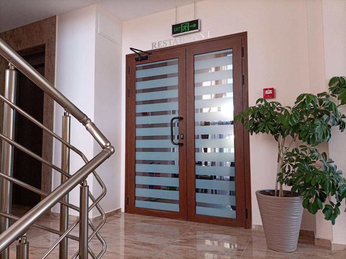 Hotel Vanilla, Varna - Free Parking Kültér fotó