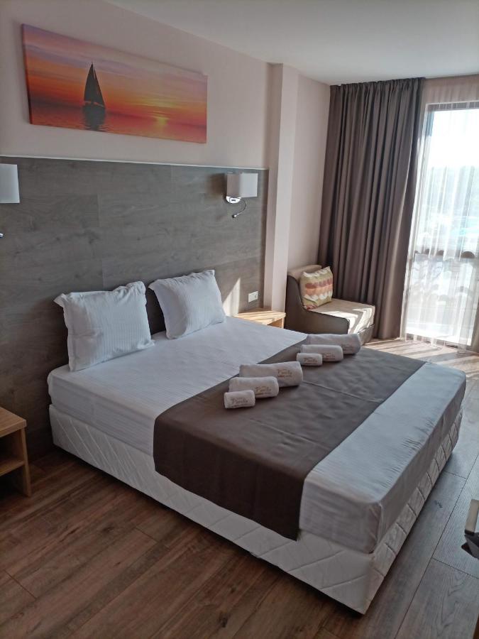 Hotel Vanilla, Varna - Free Parking Kültér fotó